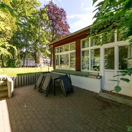 Ostseepark Captains Haus 12 公寓